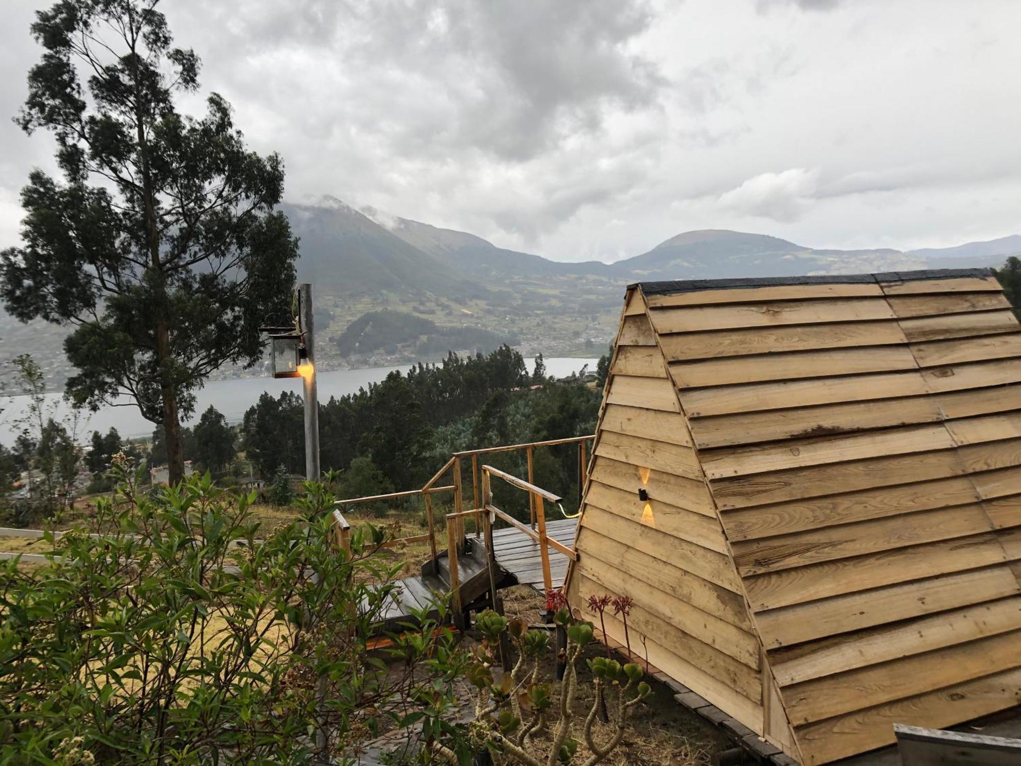 Cabanas Y Glampings Balcon Del Lago Otavalo Eksteriør billede